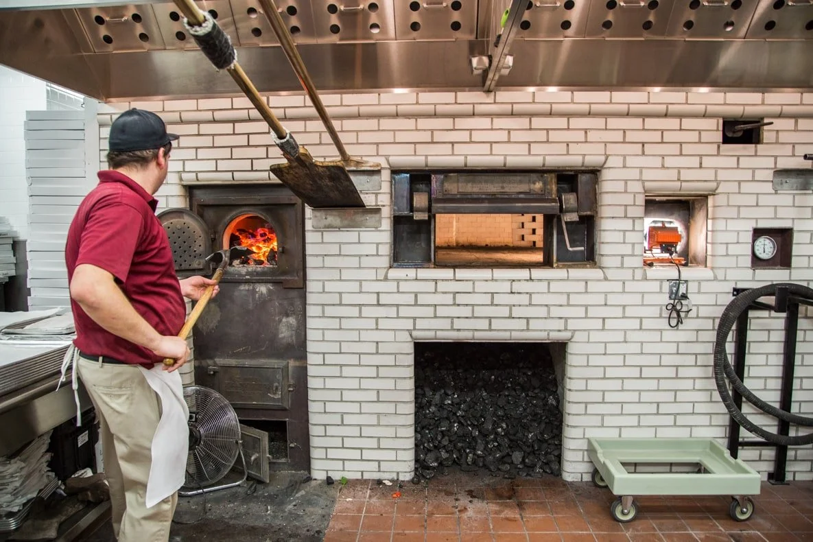 Frank Pepe Pizzeria Napoletana — One Bite Pizza Fest